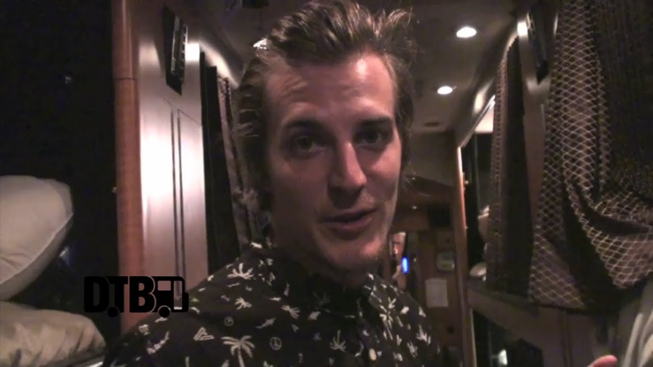The Maine / John O'Callaghan - BUS INVADERS Ep. 469