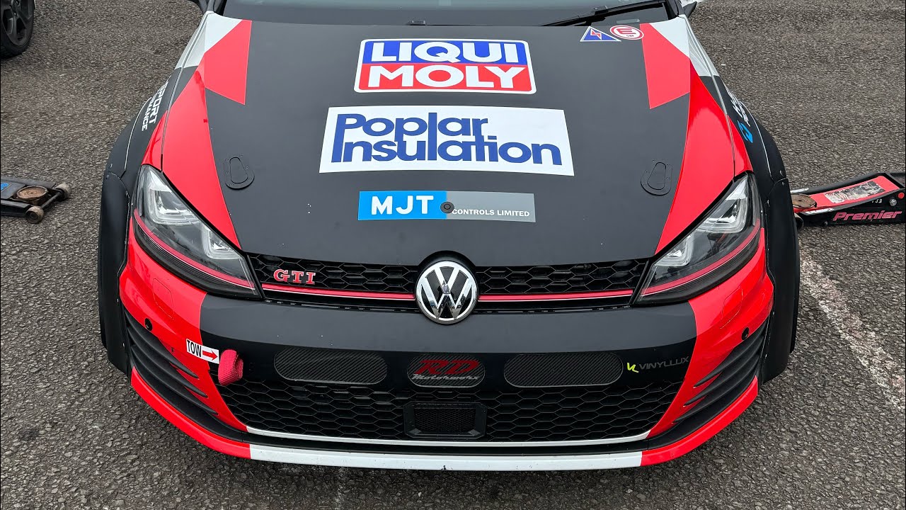 Castle combe first test session of 2024
