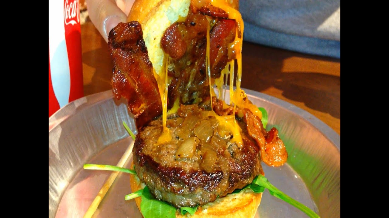 Burger Parlor vs. Umami Burger - Burger Wars #7