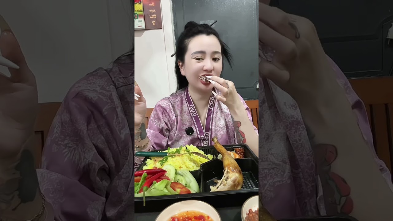 Thèm cơm gà quá ạ 😁 #mukbang #eating #viralreelschallenge #vylữ #mukbangs 
