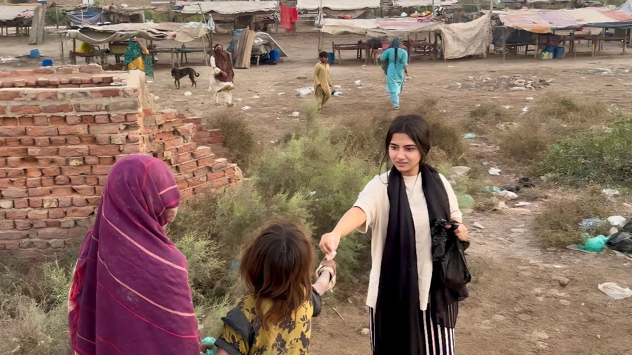 Pakistani Hindu Serving Iftari in Sindh Streets | A Story of Love and Unity | Ramadan 2026