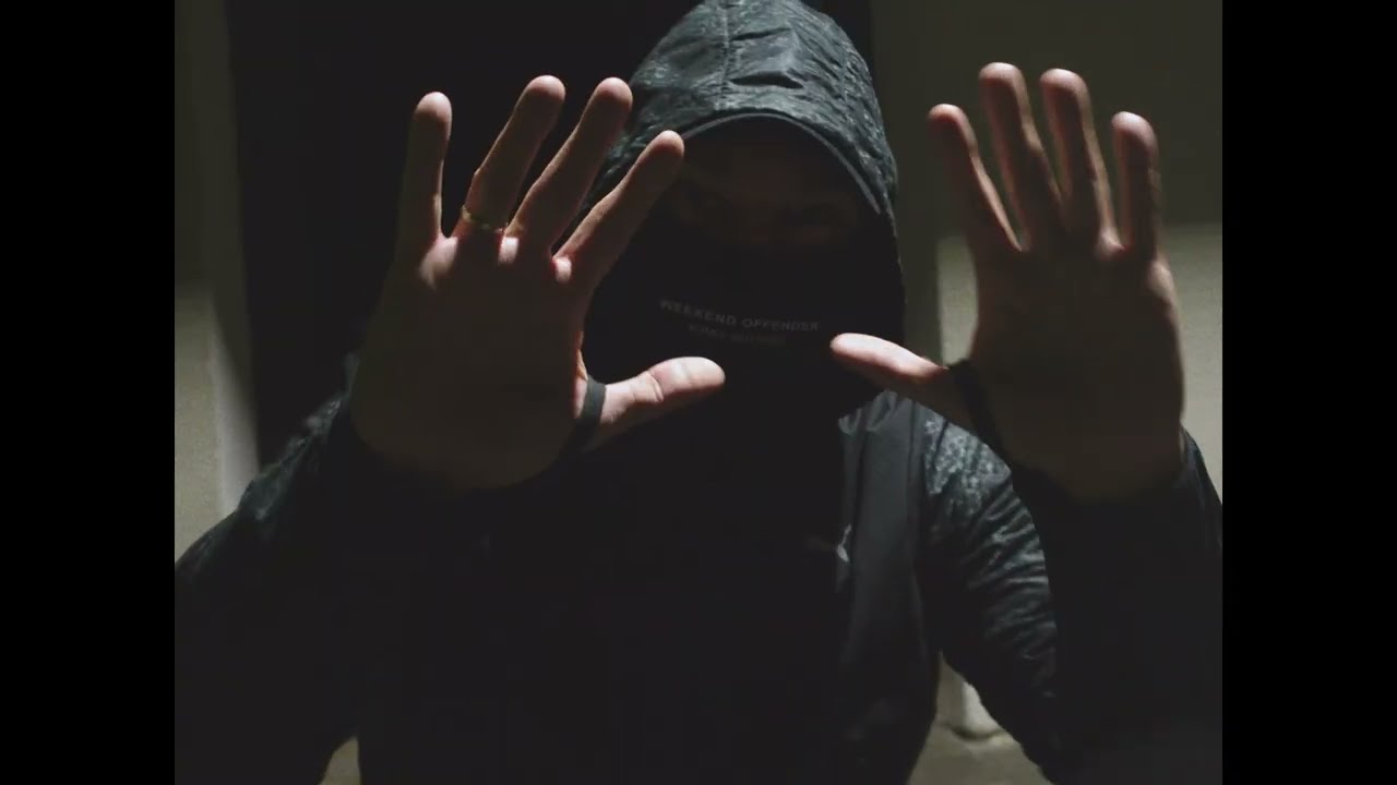 SETKI x KAFA﻿R DIX37 &ndash; LEPIEJ WŁASNE ŻYCIE CENIĆ (Official Video Street Stories)