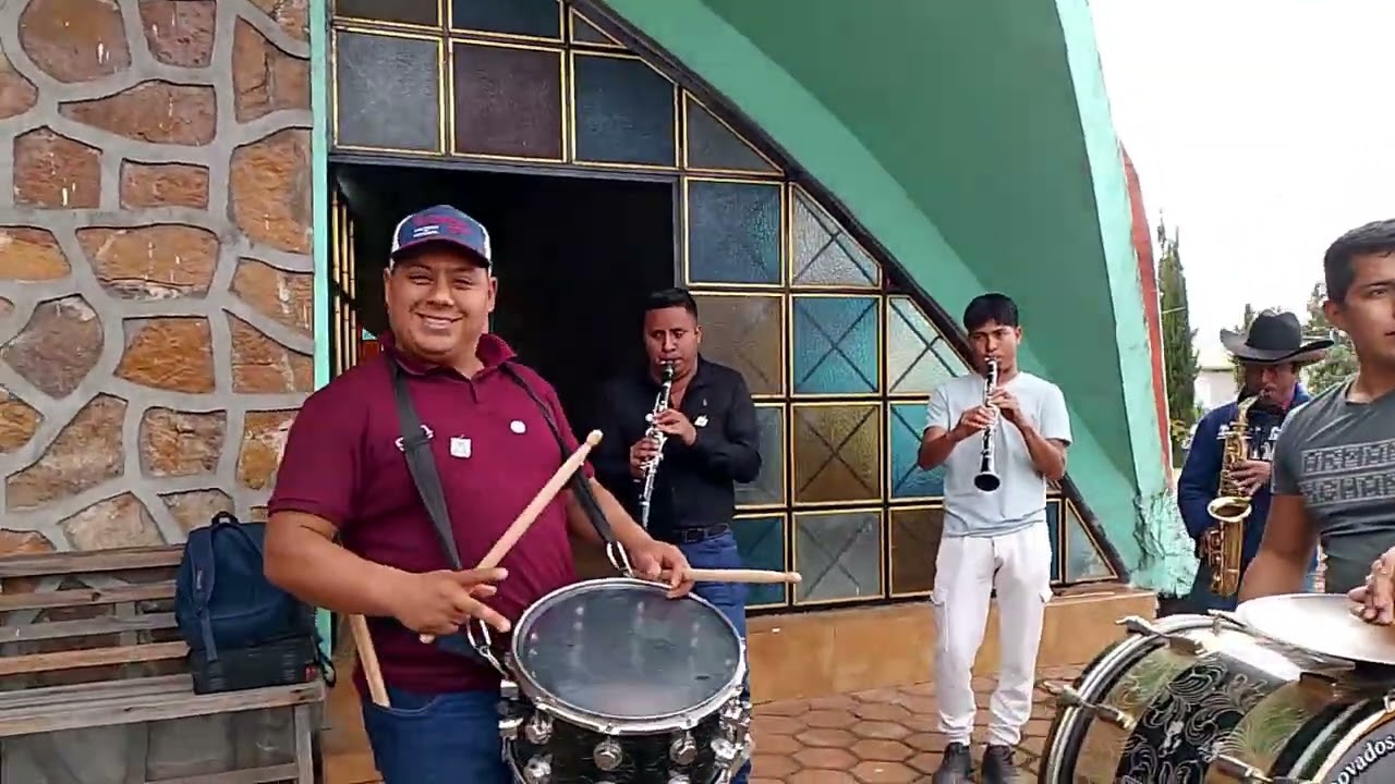 Llegamos a un bautizo en Infiernillo Oaxaca y mira lo que nos pasó...