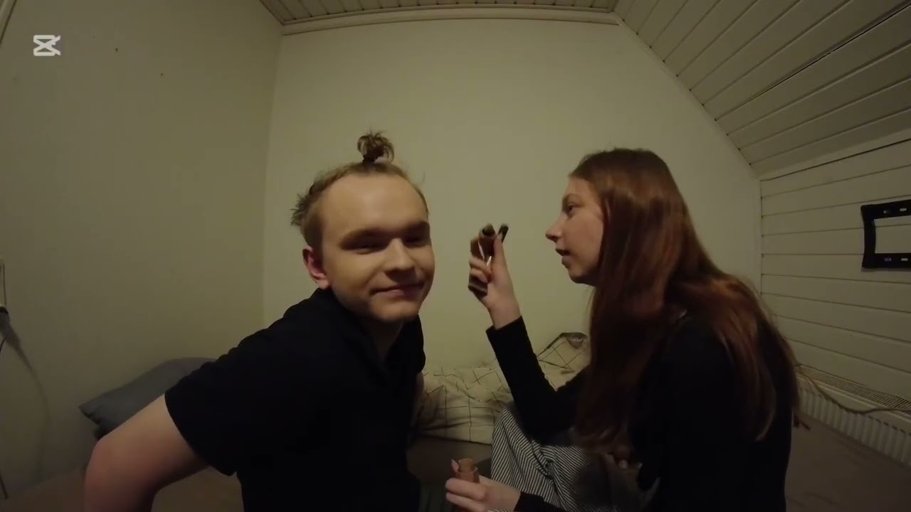 Malou ligger makeup på mig (hjælp😢)