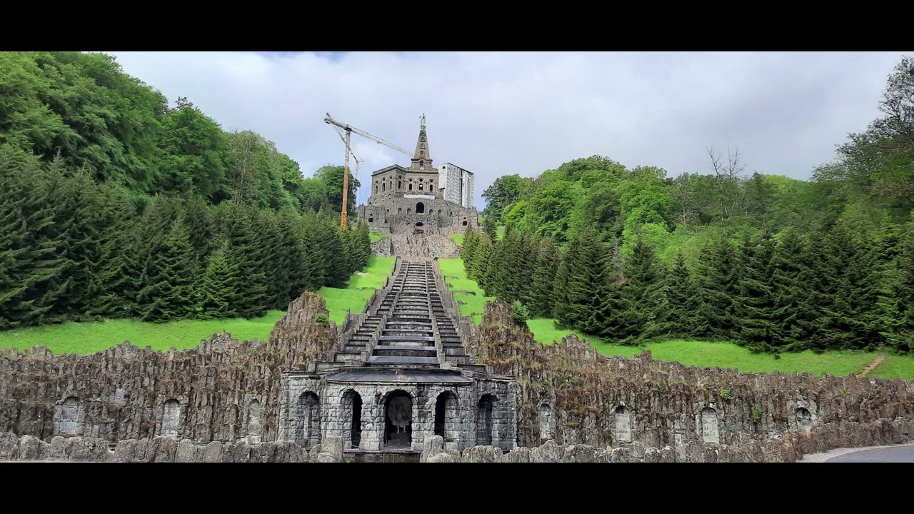 Kassel Wilhelmshöhe entdecken: Herkules, Schloss & Wasserspiele