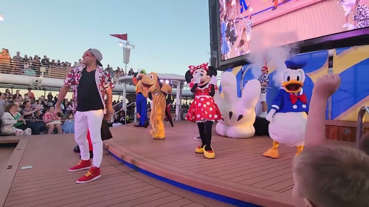 Disney Wonder New Years family holiday Part 1