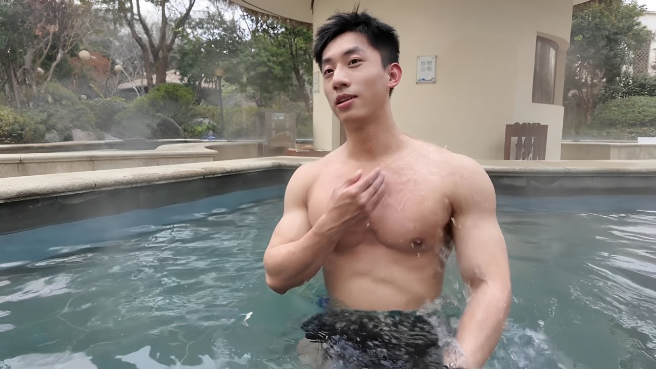 【與帥哥泡湯系列】帥氣肌肉男John丨健碩身材讓人血脈賁張🔥丨不能接受被說像陳漢典！EP3 [ENG SUB]