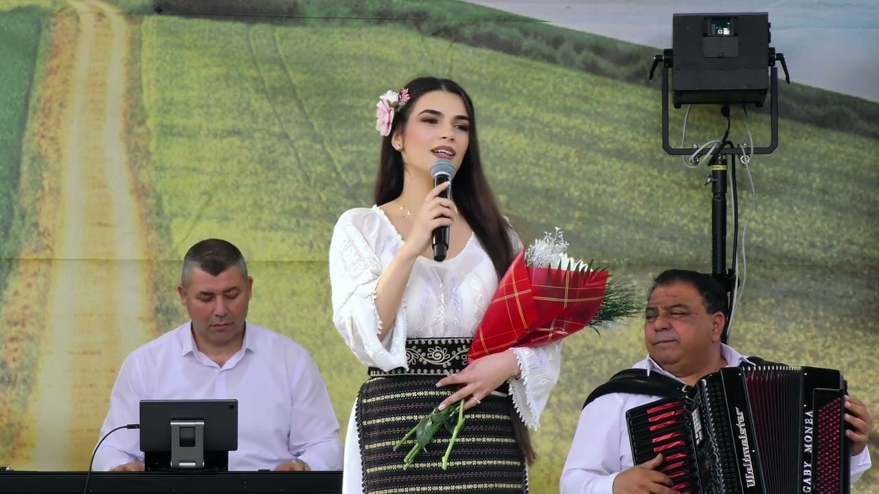 Recital Alexandra Andrei si Dorina Mete in spectacolulde ziua comunei Giuvarasti 2025 | Full-HD