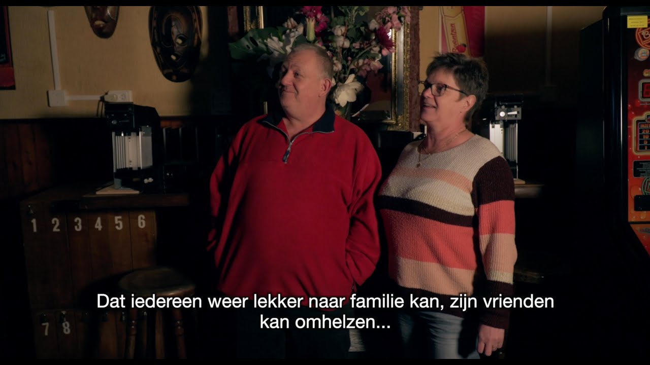 Afl. 9: Café - Miniconcerten voor Alleenstaanden, Alleengaanden en Andere Nabestaanden van 2020