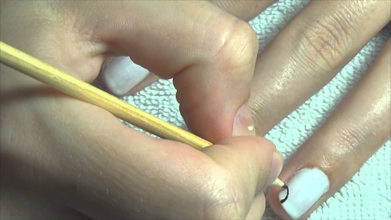 Unhas decoradas com flores - Ideia Rosa