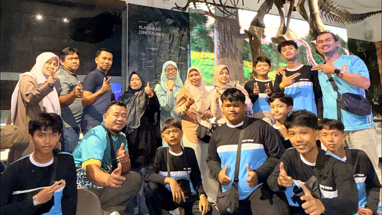 SMP NEGERI 1 SALEM l To Bandung Jakarta With Symphonie tour And travel