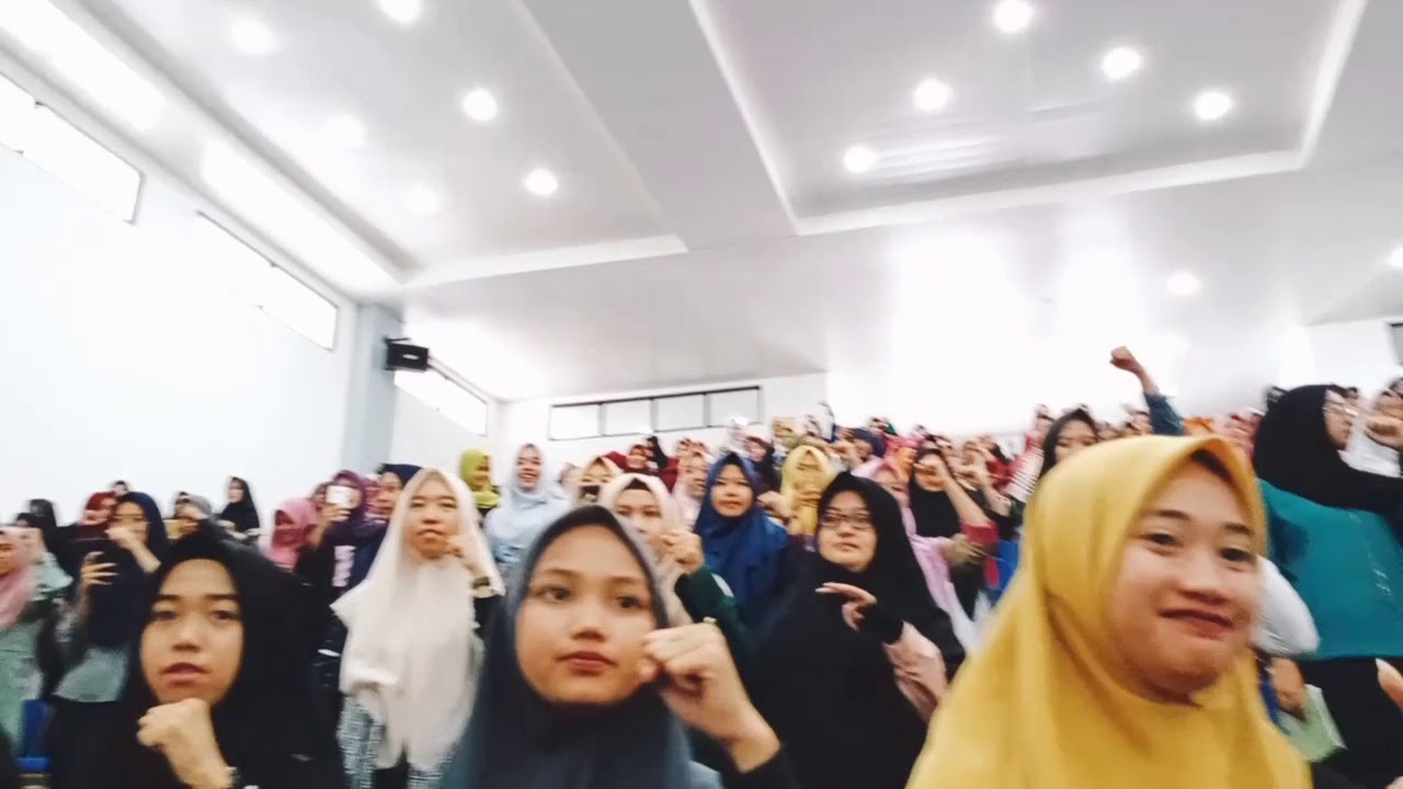 Seminar Motivasi (Presma UGM) M.Atiatul Muqtadir 
