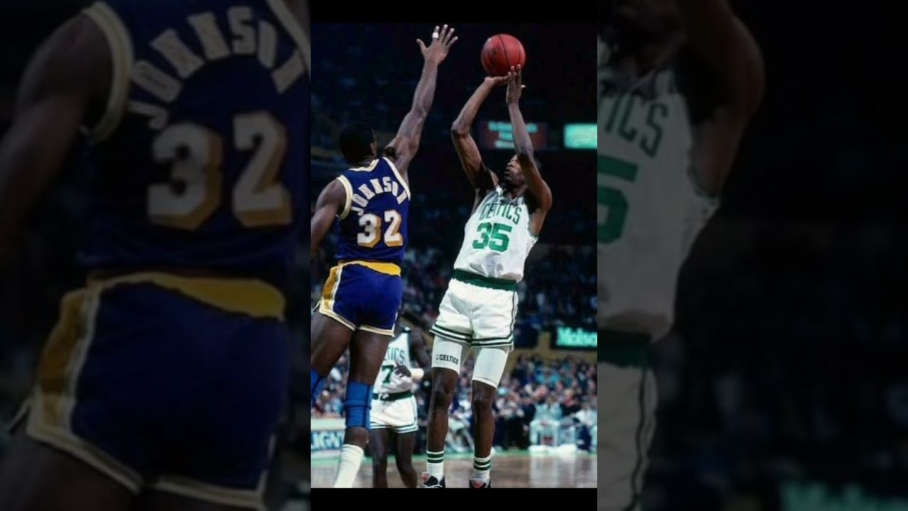 REGGIE LEWIS, EL BASQUETBOLISTA QUE MURIÓ DURANTE UN ENTRENAMIENTO.