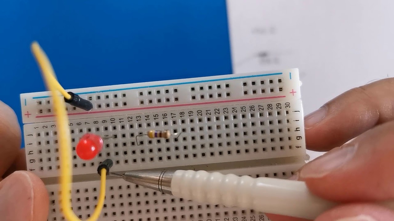 1. Osnovno strujno kolo svetleće diode i otpornika