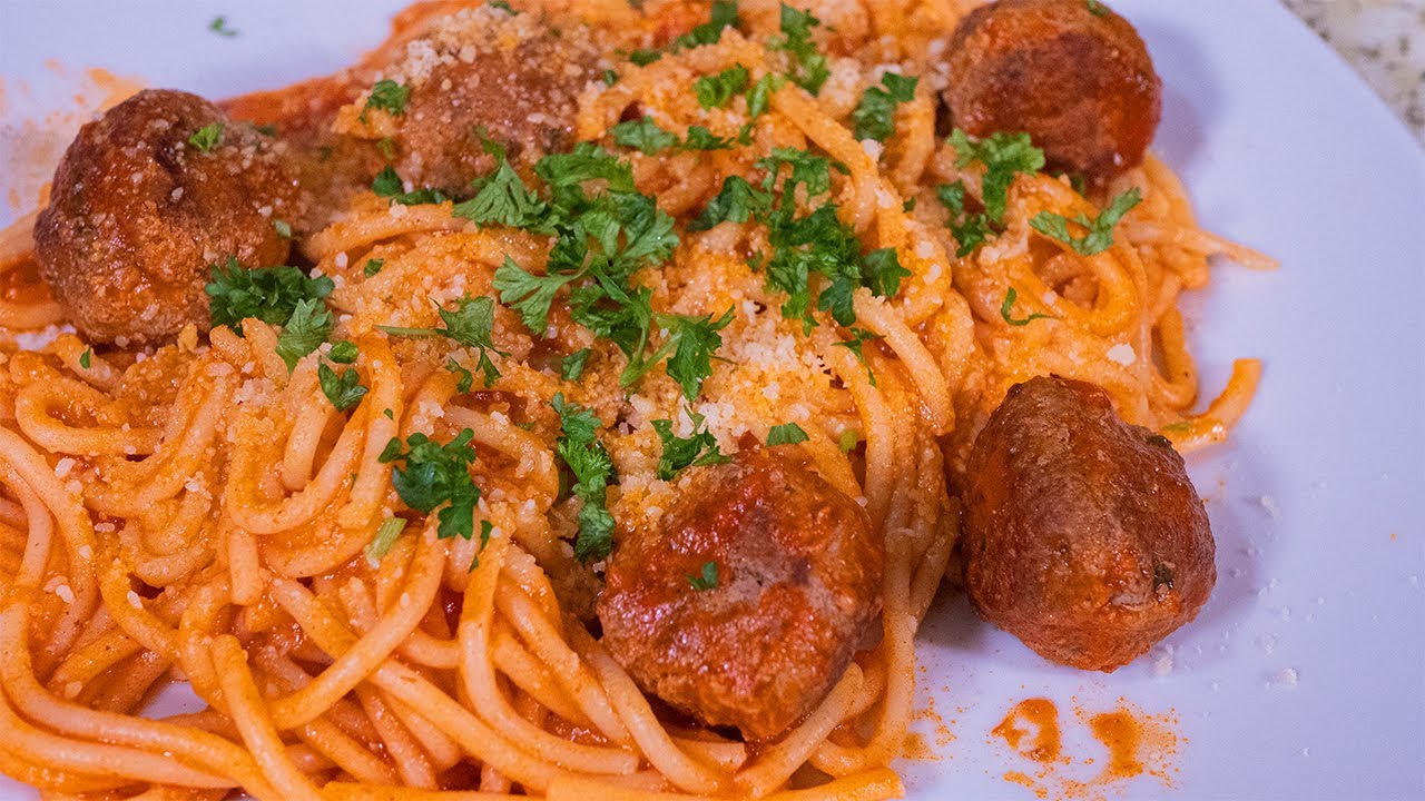 Espagueti Rojo Con Albondigas Delicioso y Rapido