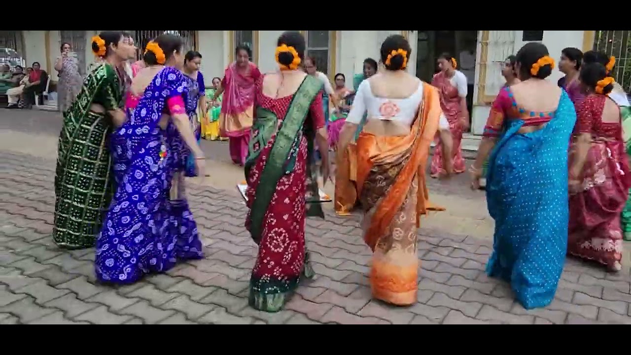 જય મહાકાળી, પાવાવાળી, ડૂંગરે વસનારી | શેરી ગરબો | પ્રાચીન ગરબા | વિજેતા ગરબા #garbanavratri #garba 