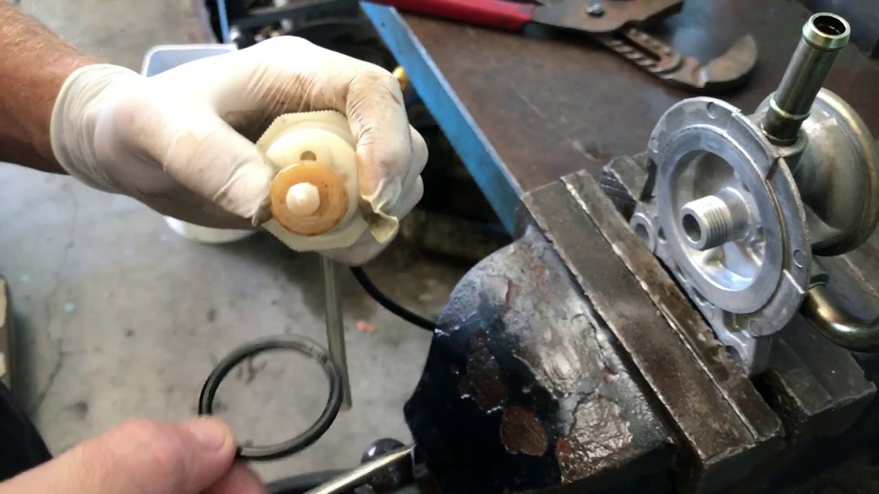 Toyota Landcruiser 100 series Fuel Filter Change
