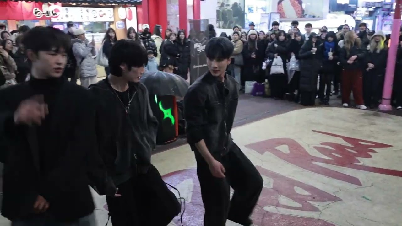 KPOP&JHKTV]Mocean in hongdae kpopdance#THUNDER#SEVENTEEN#모션 찬욱홍대케이팝댄스#선더
