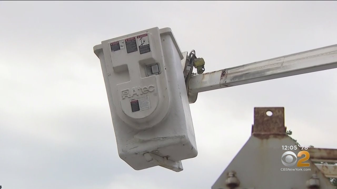 Construction Worker Falls To His Death
