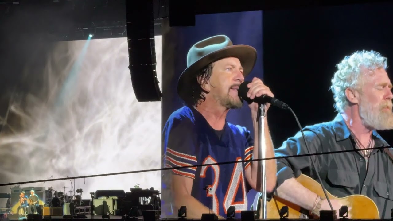 Pearl Jam - Falling Slowly w/Glen Hansard - 9.17.24 - Fenway Park, Boston, MA - Dark Matter Tour -4K