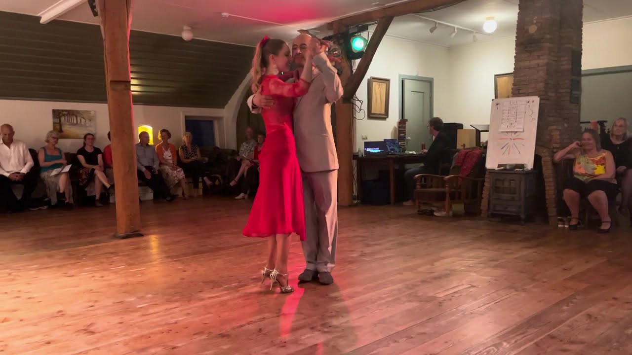 Reliquias Porteñas | Milonga Improvisation Mariano y Cosima