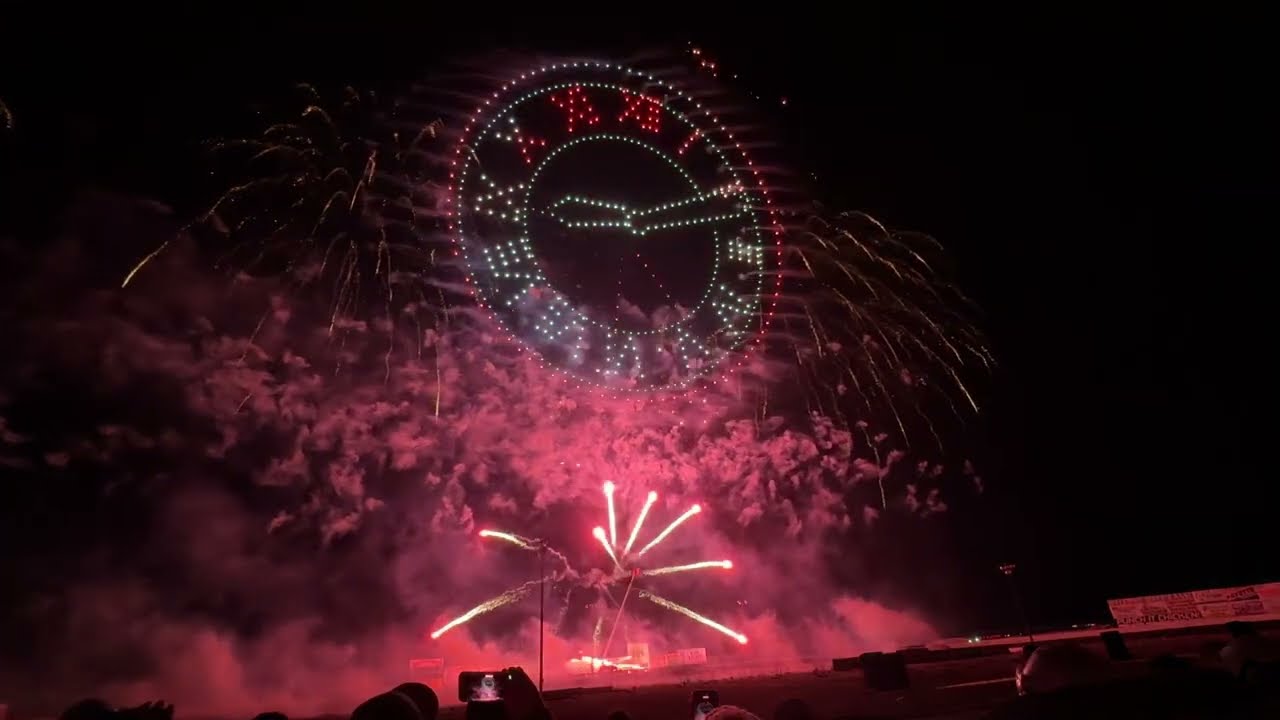 THE GREATEST FIREWORK SHOW In THE WORLD! Back To The Future Theme WPA 36