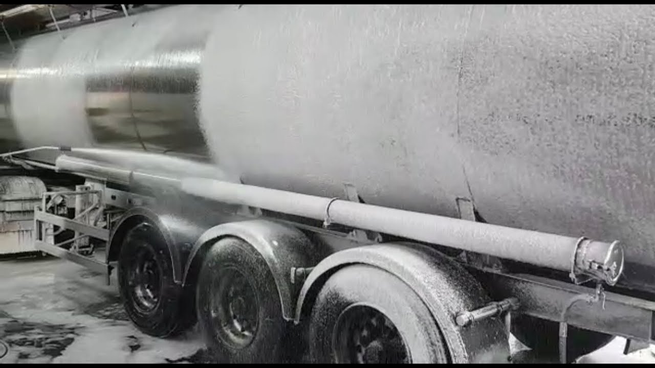 German Volvo 460 Tank Cleaning 100% Non Contact! ProNano Deutschland