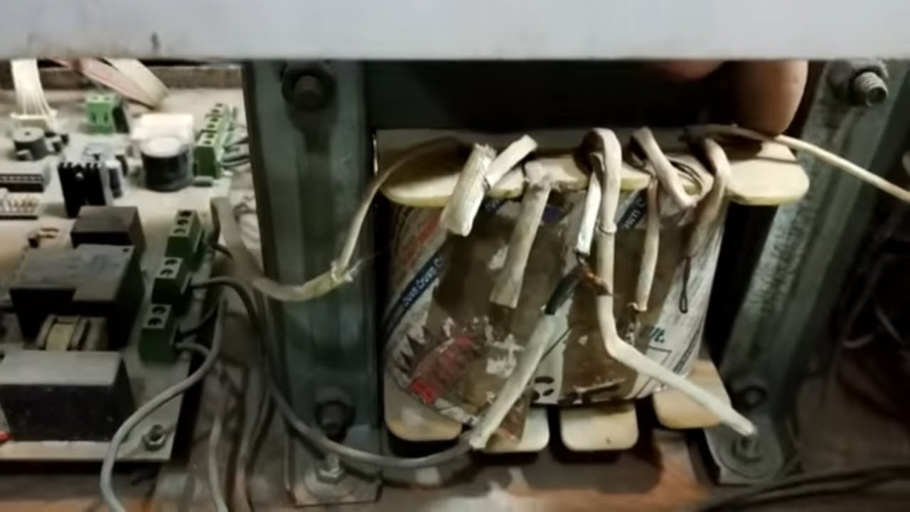 UPS transformer charging loop