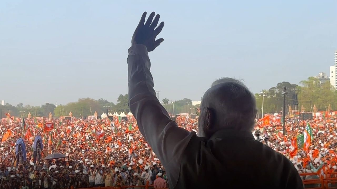 &lsquo;Bengal wants BJP&rsquo; - PM Modi&rsquo;s BIG message from historic Brigade Parade Ground Rally in Kolkata