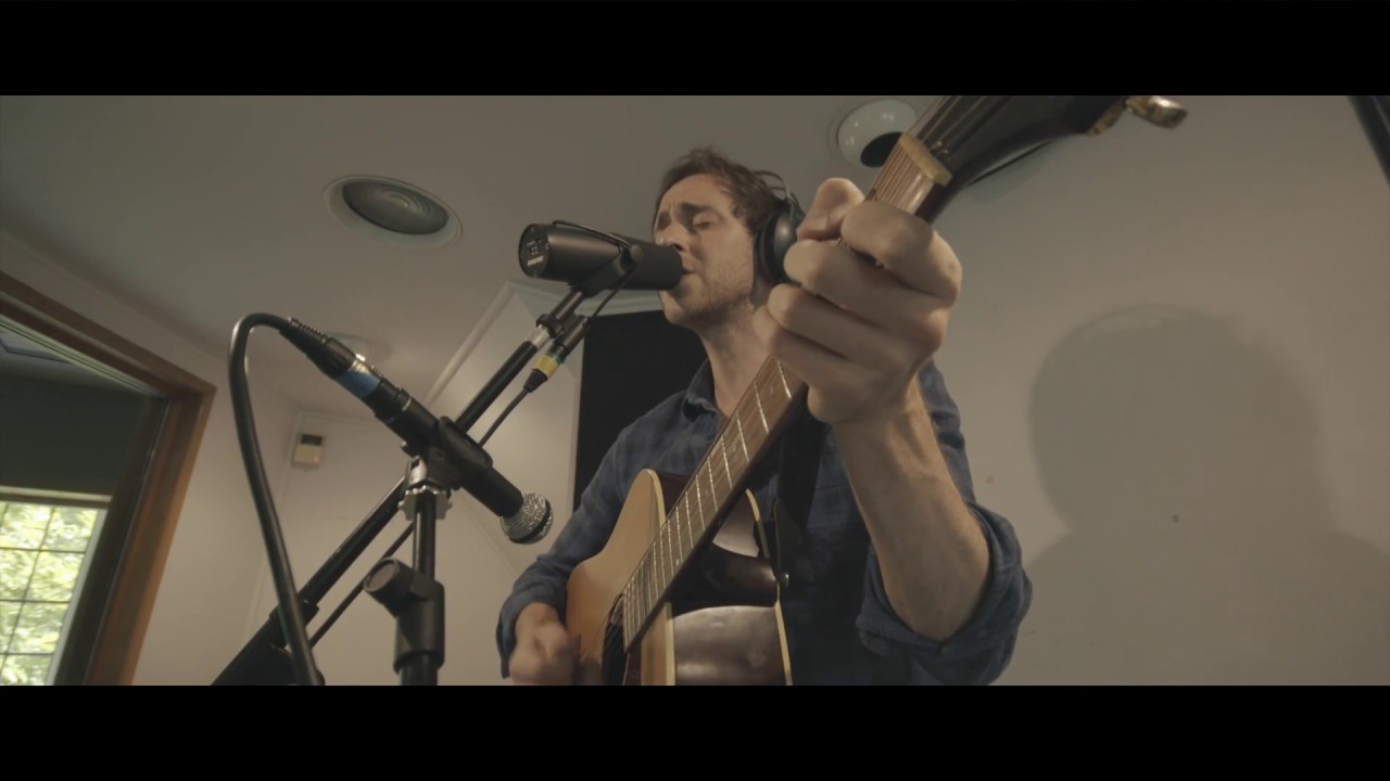 TILEHOUSE SESSIONS: ROBBIE BOYD - 