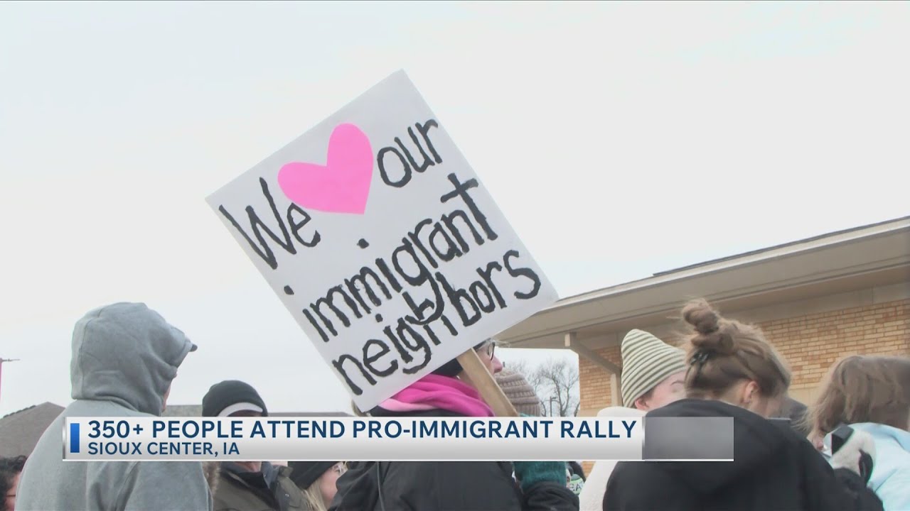 350+ People Attend Pro-Immigration rally