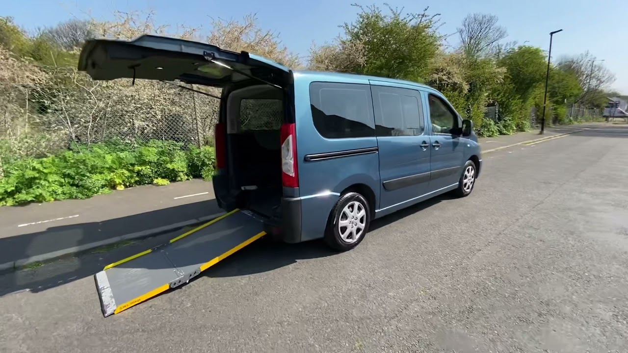 2011 61 PEUGEOT EXPERT 2.0 HDI TEEPEE LEISURE DISABLED PASSENGER MINI BUS MPV PARKWAY COMMERCIALS