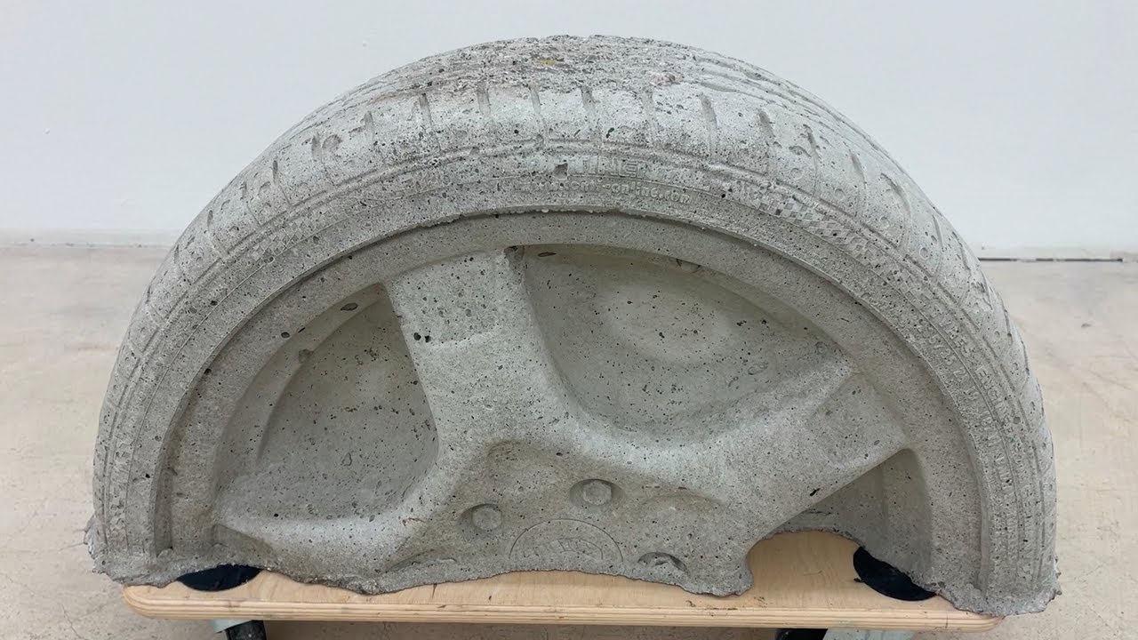 Gottfried Bechtold - 3 bis 2 D in der Galerie Krinzinger