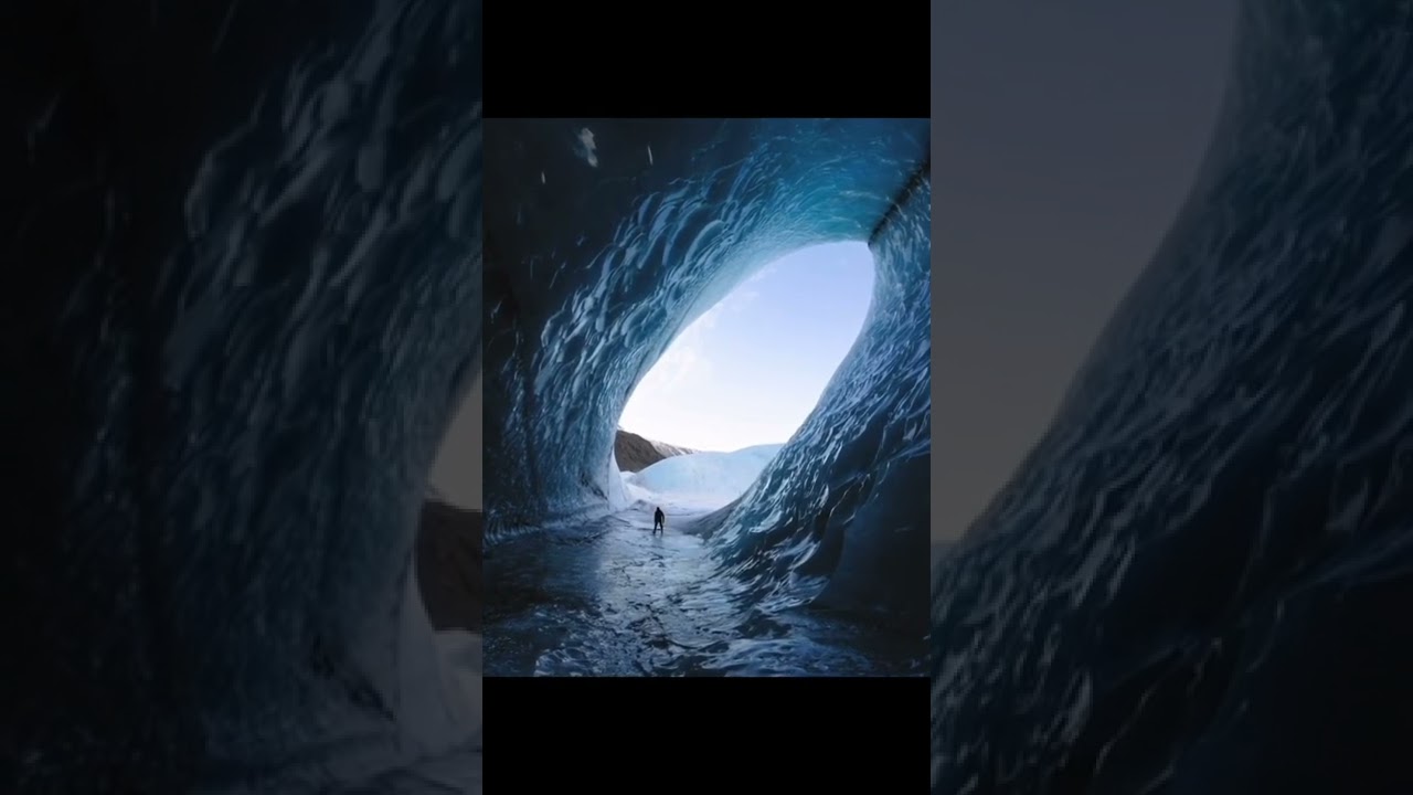 Ледяная пещера в Исландии - Ice cave in Iceland