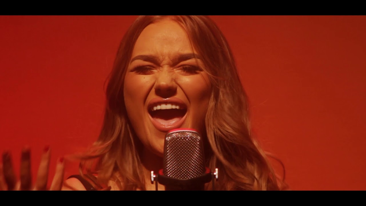 Claudia Buckley - Diane (Official Music Video)