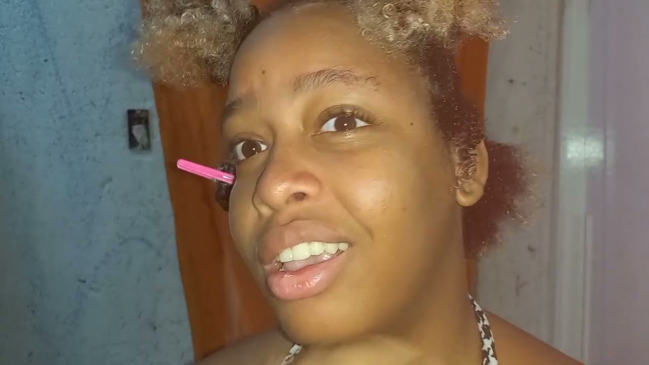 Minha rotina da manhã cuidando do meu cabelo.