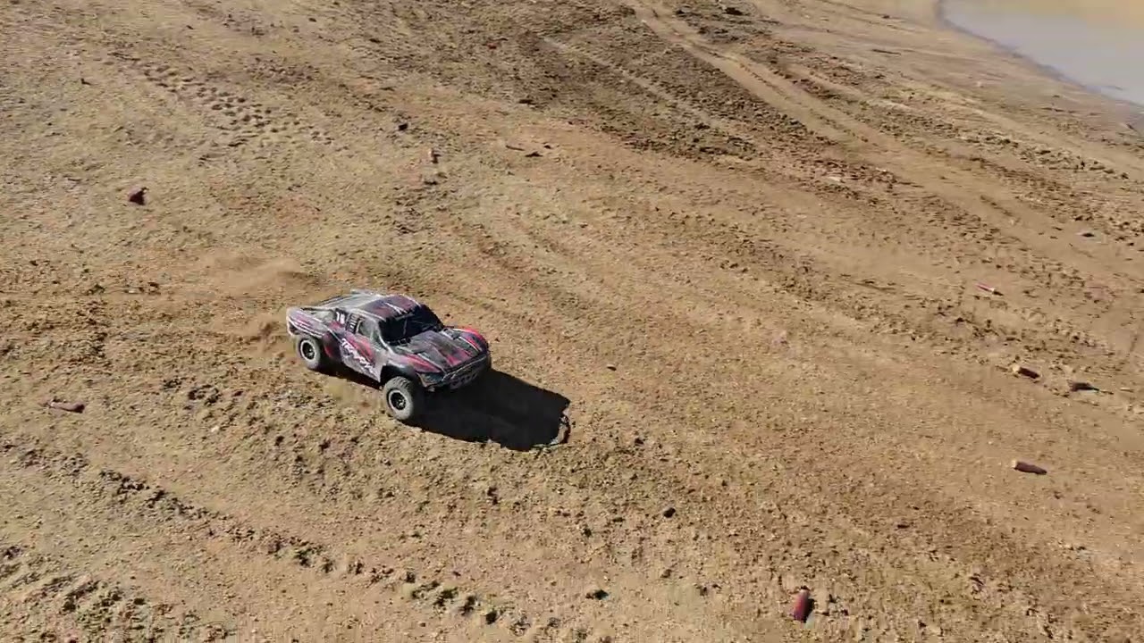 Taking out my traxxas slash 4x4 vxl on 3S for some bashing.