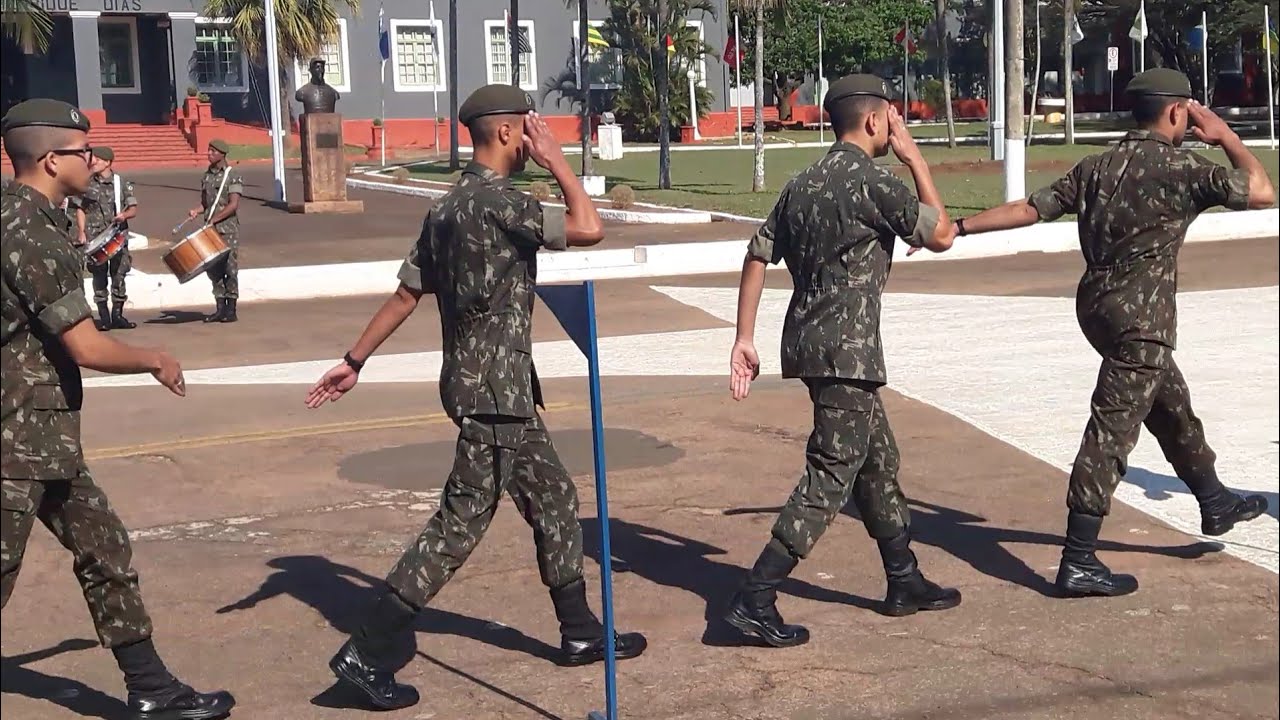HINO NACIONAL E JURAMENTO À BANDEIRA NO 28° BIL EM CAMPINAS | EXÉRCITO BRASILEIRO