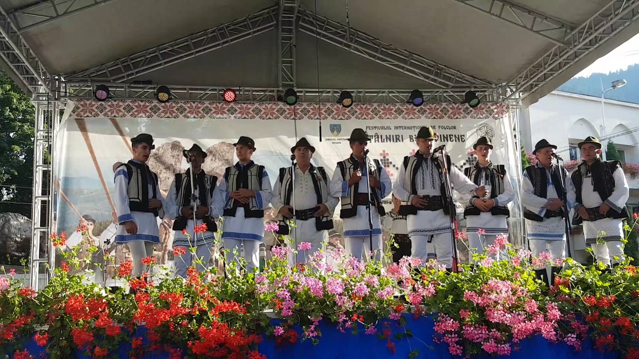 STRAJERII DOLHESTII MICI - FESTIVALUL INTERNATIONAL 