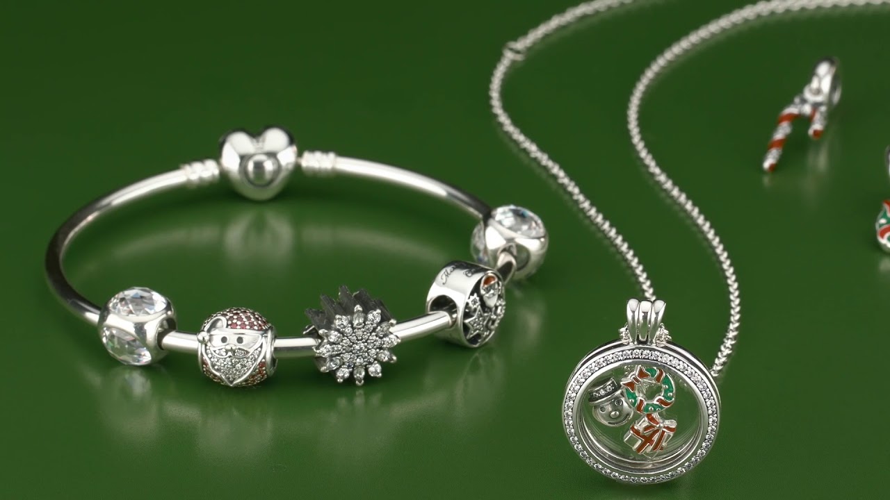 Explore the PANDORA Christmas 2017 collection