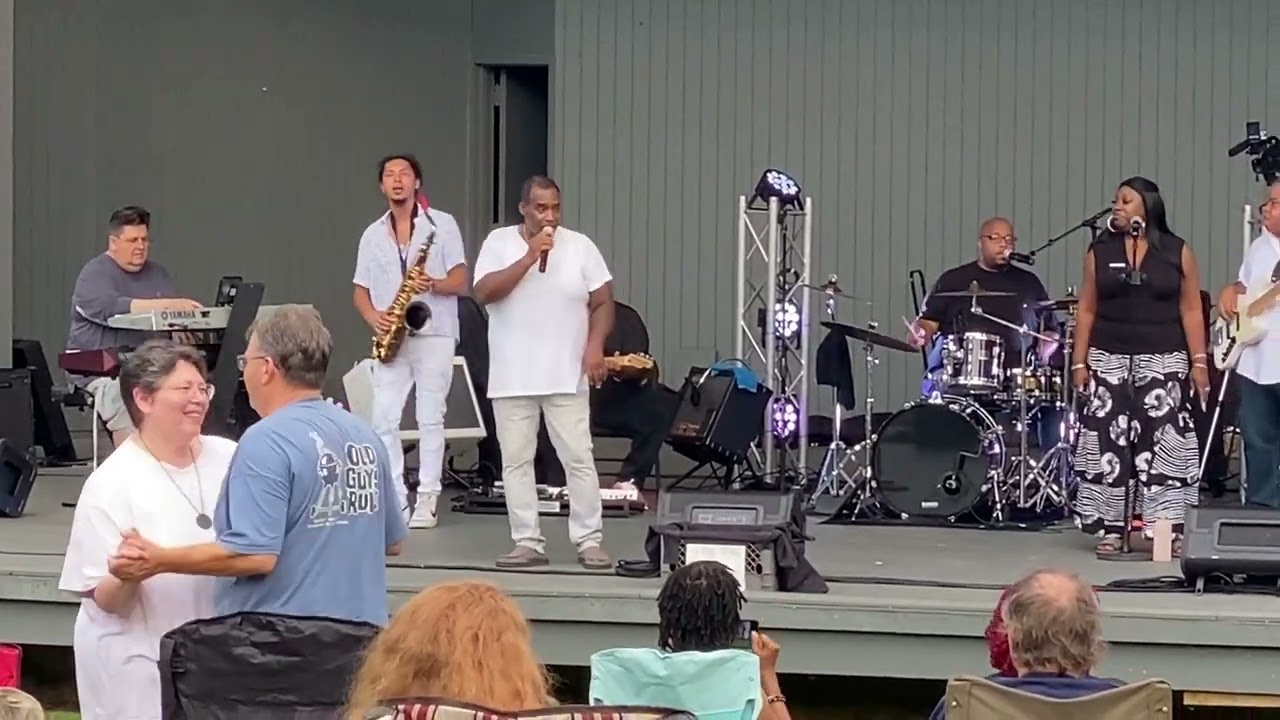 4 The Road Band. ( No copyright infringement intended  )