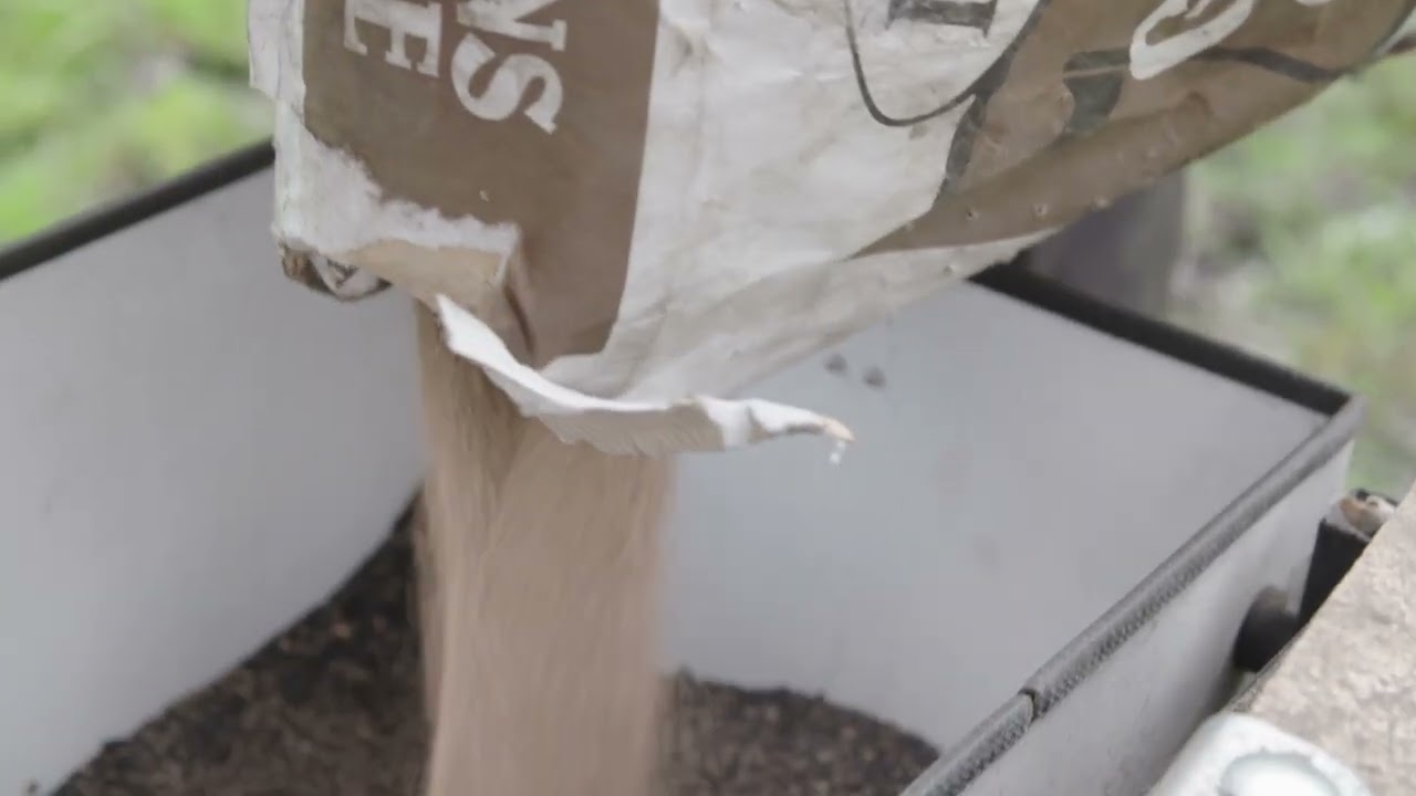 Apex Tree Injection - Saving trees with the Vogt Geotech and Carbon Gold Biochar