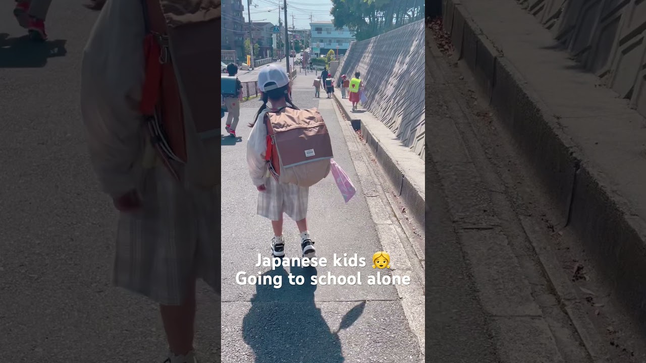 Japanese kids going to school 👧 #kids #children #japan #japanesekids #babygirl