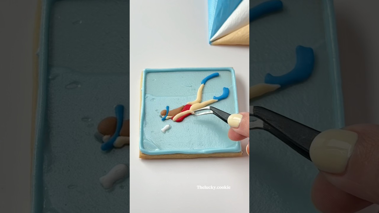Snorkel Cookie 🐠 Recipes and cutters link in bio #cookiedecorating #satisfying #asmr #snorkeling