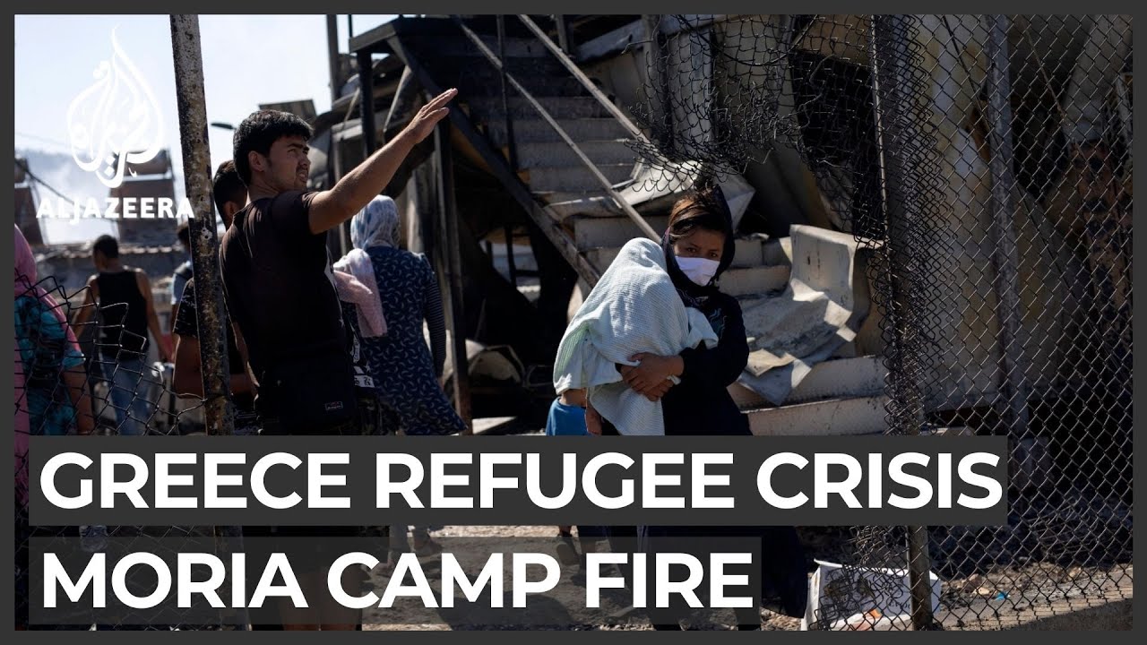 Thousands of refugees homeless after fire destroys Moria camp