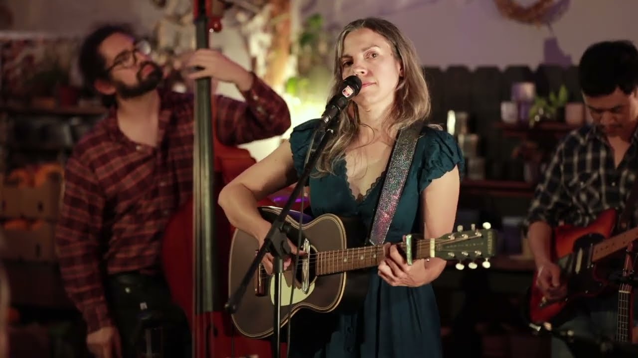 The Old Familiar: Melinda and the Meander Live at Little Green Part I