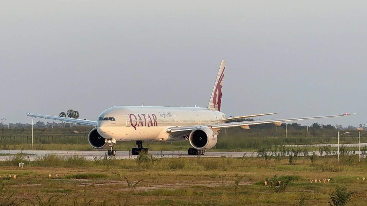 Big Airplanes Landing and take off (KTI)