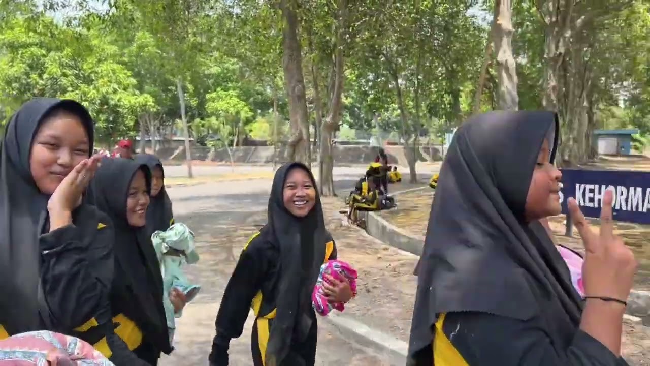 Character Building SMP N 2 Gantiwarno Ke AAU Bersama CV.Mitra Semesta Raya.