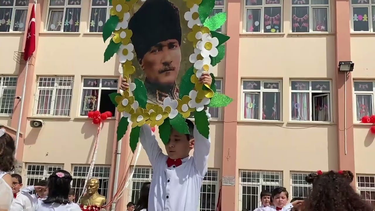 23 Nisan 2022 Ankara Etimesgut Samime Talat İlkokulu 3-A Sınıfı Gösterisi - Kanında Var Bu Asalet