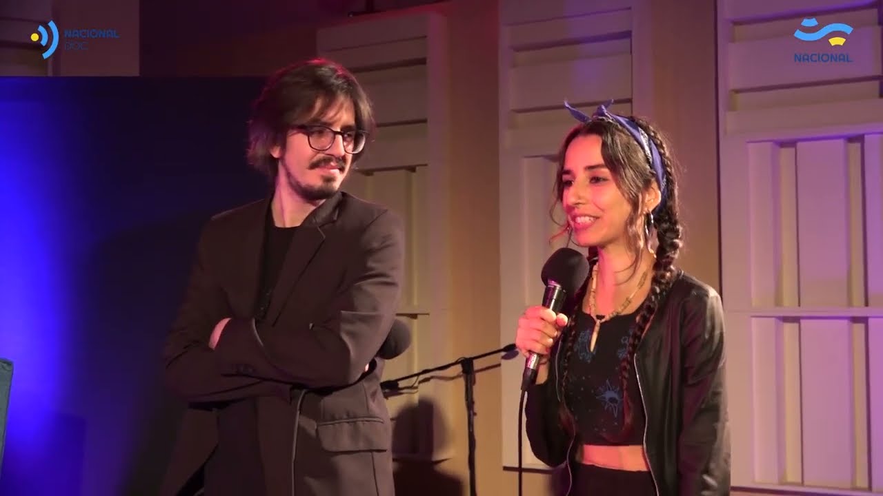 Atípico Dúo, integrado por Lucas Angelucci y Paula Di Pardo interpreta “Ayer bajé al poblao”